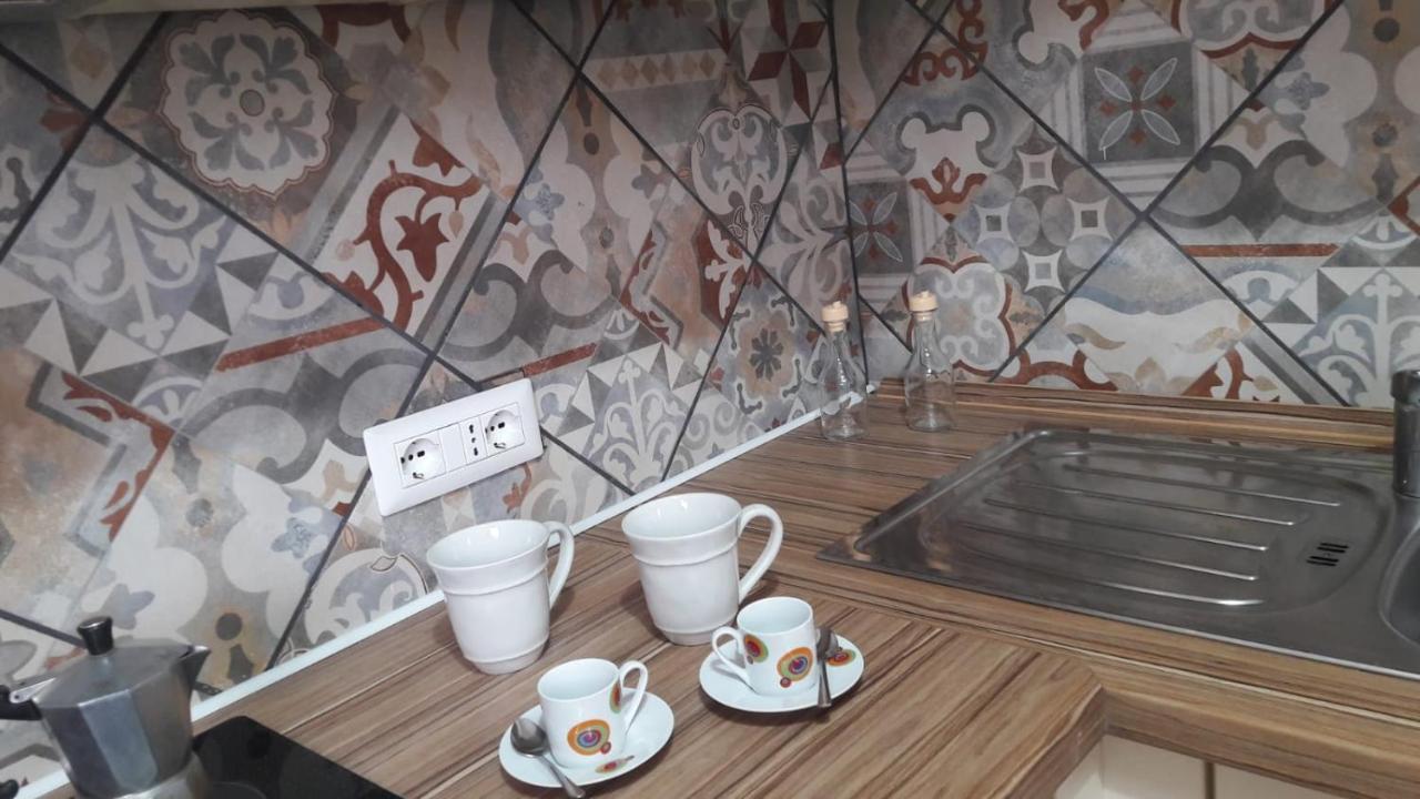 Estia Holidays Apartments - Таормина Экстерьер фото