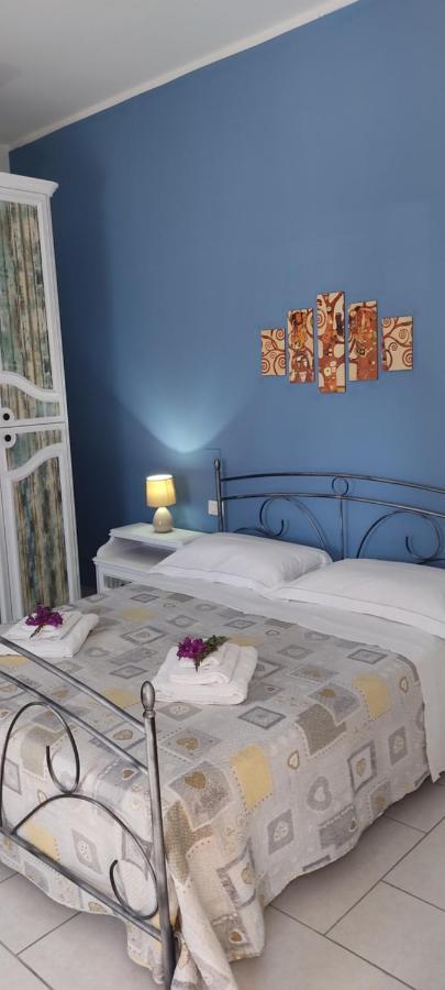 Estia Holidays Apartments - Таормина Экстерьер фото